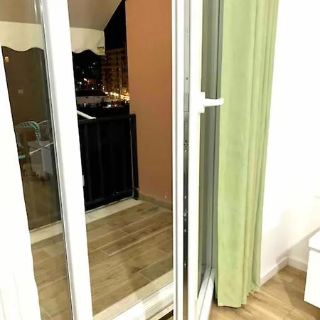 Sia's Apartment